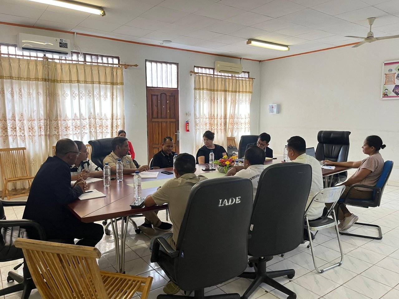 <p>Institute for Business Development Support-IADE meeting with INDMO and UNESCO Jakarta</p>