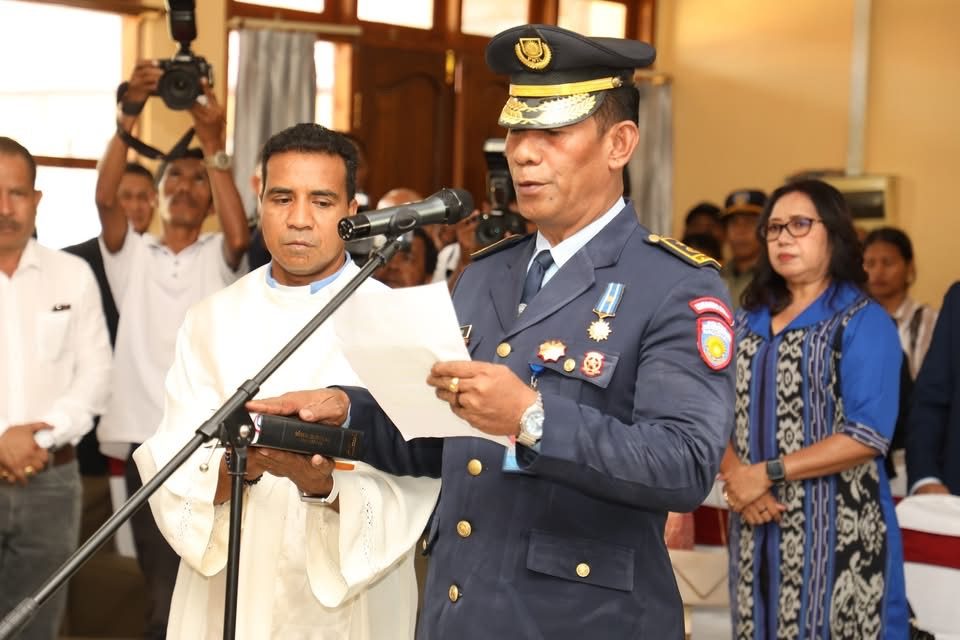 𝐌𝐈 𝐅𝐎 𝐏𝐎𝐒𝐄 𝐁𝐀 𝐊𝐎𝐌𝐈𝐒𝐀𝐑𝐈𝐔 𝐀𝐒𝐈𝐒𝐓𝐄𝐍𝐓𝐄 𝐉𝐎𝐑𝐆𝐄 𝐌𝐎𝐍𝐓𝐄𝐈𝐑𝐎 𝐍𝐔𝐃𝐀𝐑 𝐃𝐈𝐑𝐄𝐓𝐎𝐑 𝐄𝐙𝐄𝐊𝐔𝐓𝐈𝐕𝐔 𝐒𝐄𝐑𝐕𝐈𝐒𝐔 𝐌𝐈𝐆𝐑𝐀𝐒𝐀𝐔𝐍 𝐅𝐎𝐔𝐍
